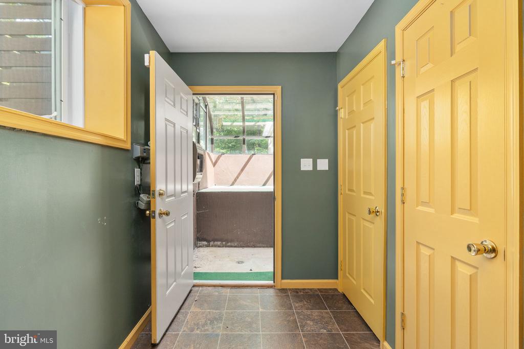 107 NUGGET DR, LOCUST GROVE, Virginia 22508, 5 Bedrooms Bedrooms, ,3 BathroomsBathrooms,Residential,107 NUGGET DR,VAOR2014620 MLS # VAOR2014620 107 NUGGET DR, LOCUST GROVE, Virginia 22508, 5 Bedrooms Bedrooms, ,3 BathroomsBathrooms,Residential,107 NUGGET DR,VAOR2014620 MLS # VAOR2014620