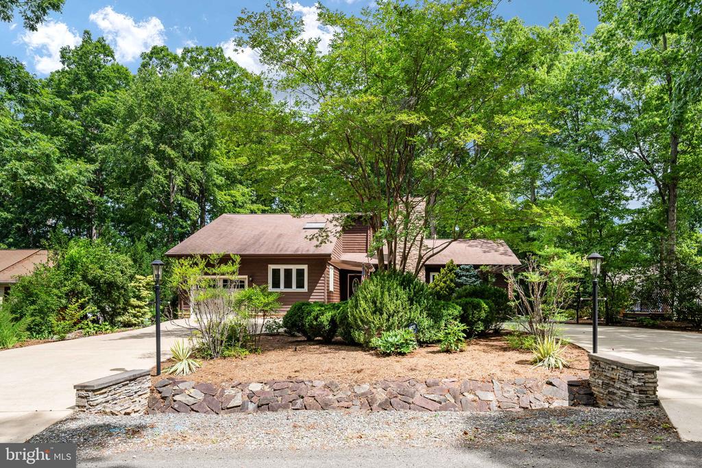 107 NUGGET DR, LOCUST GROVE, Virginia 22508, 5 Bedrooms Bedrooms, ,3 BathroomsBathrooms,Residential,107 NUGGET DR,VAOR2014620 MLS # VAOR2014620 107 NUGGET DR, LOCUST GROVE, Virginia 22508, 5 Bedrooms Bedrooms, ,3 BathroomsBathrooms,Residential,107 NUGGET DR,VAOR2014620 MLS # VAOR2014620