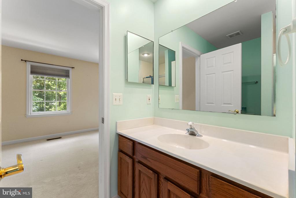 2415 BRIGHTON PL, JEFFERSONTON, Virginia 22724, 4 Bedrooms Bedrooms, ,4 BathroomsBathrooms,Residential,2415 BRIGHTON PL,VACU2014168 MLS # VACU2014168 2415 BRIGHTON PL, JEFFERSONTON, Virginia 22724, 4 Bedrooms Bedrooms, ,4 BathroomsBathrooms,Residential,2415 BRIGHTON PL,VACU2014168 MLS # VACU2014168
