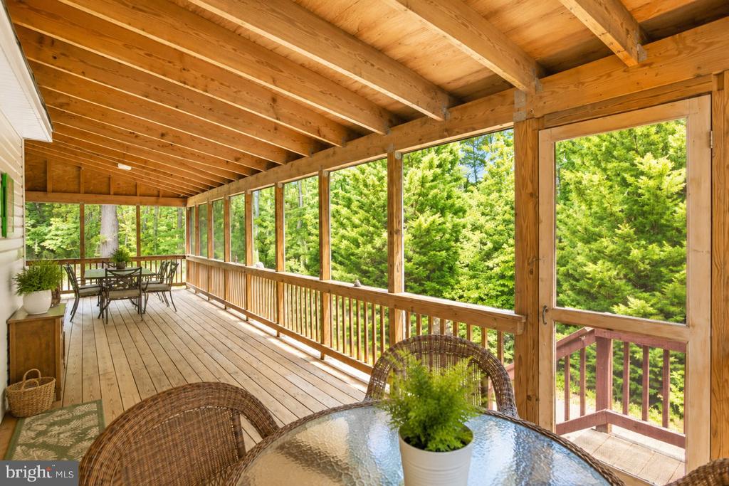 4407 WHITETAIL LN, BEALETON, Virginia 22712, 5 Bedrooms Bedrooms, ,5 BathroomsBathrooms,Residential,4407 WHITETAIL LN,VAFQ2022954 MLS # VAFQ2022954 4407 WHITETAIL LN, BEALETON, Virginia 22712, 5 Bedrooms Bedrooms, ,5 BathroomsBathrooms,Residential,4407 WHITETAIL LN,VAFQ2022954 MLS # VAFQ2022954