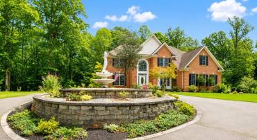 4407 WHITETAIL LN, BEALETON, Virginia 22712, 5 Bedrooms Bedrooms, ,5 BathroomsBathrooms,Residential,4407 WHITETAIL LN,VAFQ2022954 MLS # VAFQ2022954