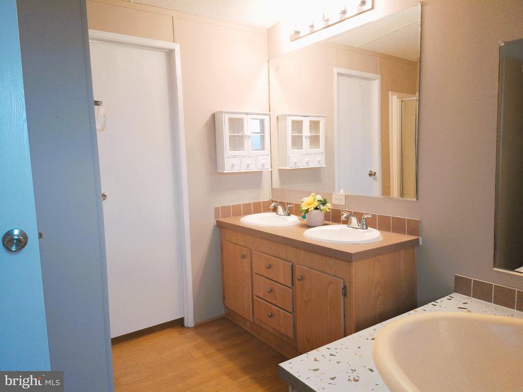 13222 PULLEN CT, CULPEPER, Virginia 22701, 3 Bedrooms Bedrooms, ,2 BathroomsBathrooms,Residential,13222 PULLEN CT,VACU2014398 MLS # VACU2014398 13222 PULLEN CT, CULPEPER, Virginia 22701, 3 Bedrooms Bedrooms, ,2 BathroomsBathrooms,Residential,13222 PULLEN CT,VACU2014398 MLS # VACU2014398