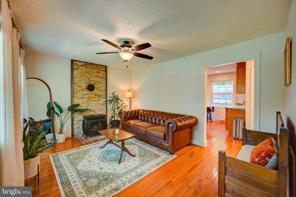 9595 ROYS LN, CULPEPER, Virginia 22701, 4 Bedrooms Bedrooms, ,2 BathroomsBathrooms,Residential,9595 ROYS LN,VACU2014372 MLS # VACU2014372 9595 ROYS LN, CULPEPER, Virginia 22701, 4 Bedrooms Bedrooms, ,2 BathroomsBathrooms,Residential,9595 ROYS LN,VACU2014372 MLS # VACU2014372