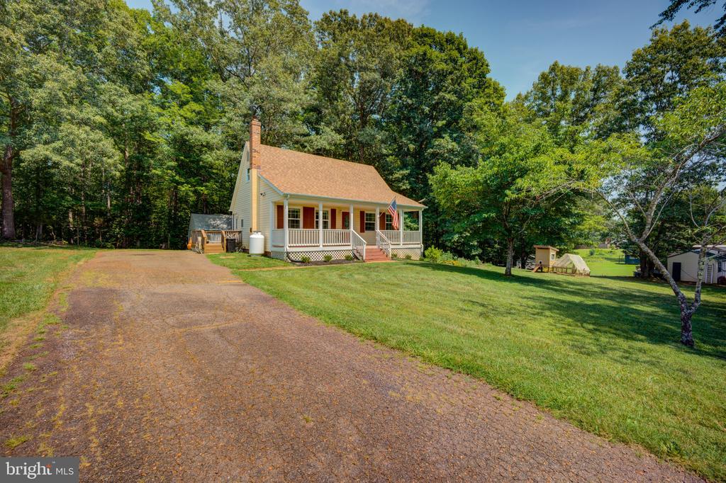 9595 ROYS LN, CULPEPER, Virginia 22701, 4 Bedrooms Bedrooms, ,2 BathroomsBathrooms,Residential,9595 ROYS LN,VACU2014372 MLS # VACU2014372 9595 ROYS LN, CULPEPER, Virginia 22701, 4 Bedrooms Bedrooms, ,2 BathroomsBathrooms,Residential,9595 ROYS LN,VACU2014372 MLS # VACU2014372
