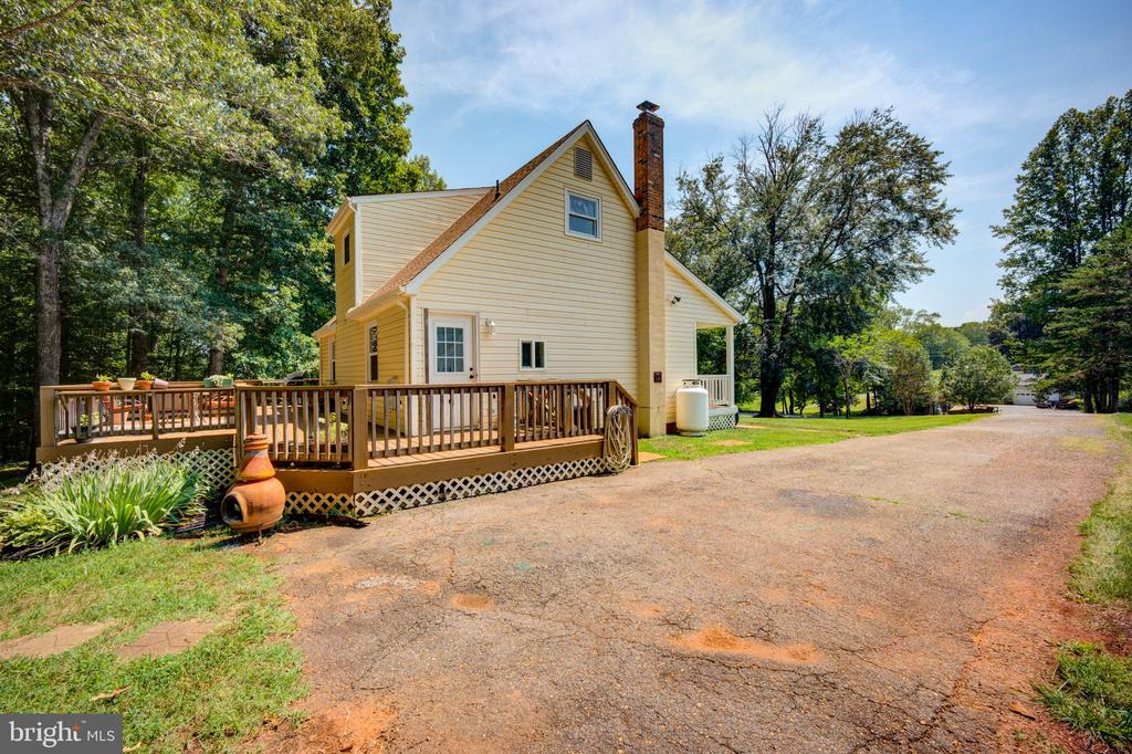 9595 ROYS LN, CULPEPER, Virginia 22701, 4 Bedrooms Bedrooms, ,2 BathroomsBathrooms,Residential,9595 ROYS LN,VACU2014372 MLS # VACU2014372 9595 ROYS LN, CULPEPER, Virginia 22701, 4 Bedrooms Bedrooms, ,2 BathroomsBathrooms,Residential,9595 ROYS LN,VACU2014372 MLS # VACU2014372