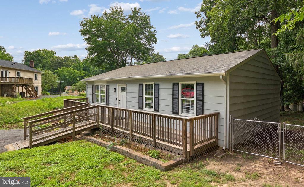 343 ALBANY ST, FREDERICKSBURG, Virginia 22407, 3 Bedrooms Bedrooms, ,1 BathroomBathrooms,Residential,343 ALBANY ST,VASP2043642 MLS # VASP2043642 343 ALBANY ST, FREDERICKSBURG, Virginia 22407, 3 Bedrooms Bedrooms, ,1 BathroomBathrooms,Residential,343 ALBANY ST,VASP2043642 MLS # VASP2043642
