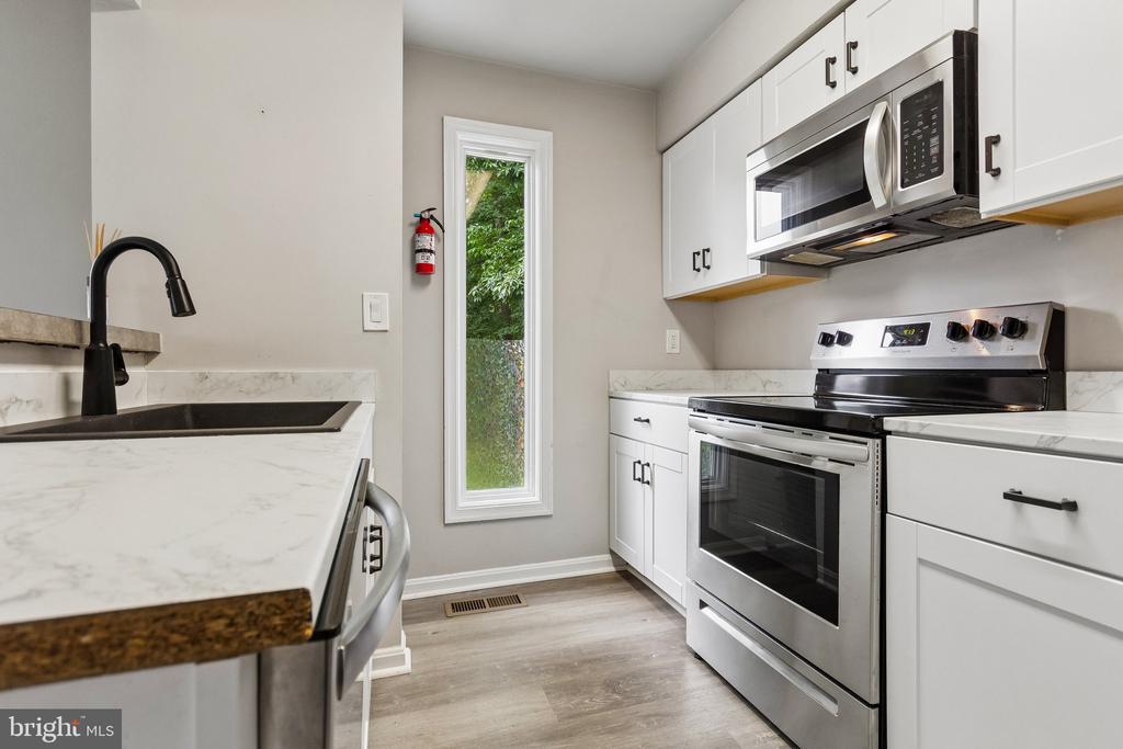 343 ALBANY ST, FREDERICKSBURG, Virginia 22407, 3 Bedrooms Bedrooms, ,1 BathroomBathrooms,Residential,343 ALBANY ST,VASP2043642 MLS # VASP2043642 343 ALBANY ST, FREDERICKSBURG, Virginia 22407, 3 Bedrooms Bedrooms, ,1 BathroomBathrooms,Residential,343 ALBANY ST,VASP2043642 MLS # VASP2043642
