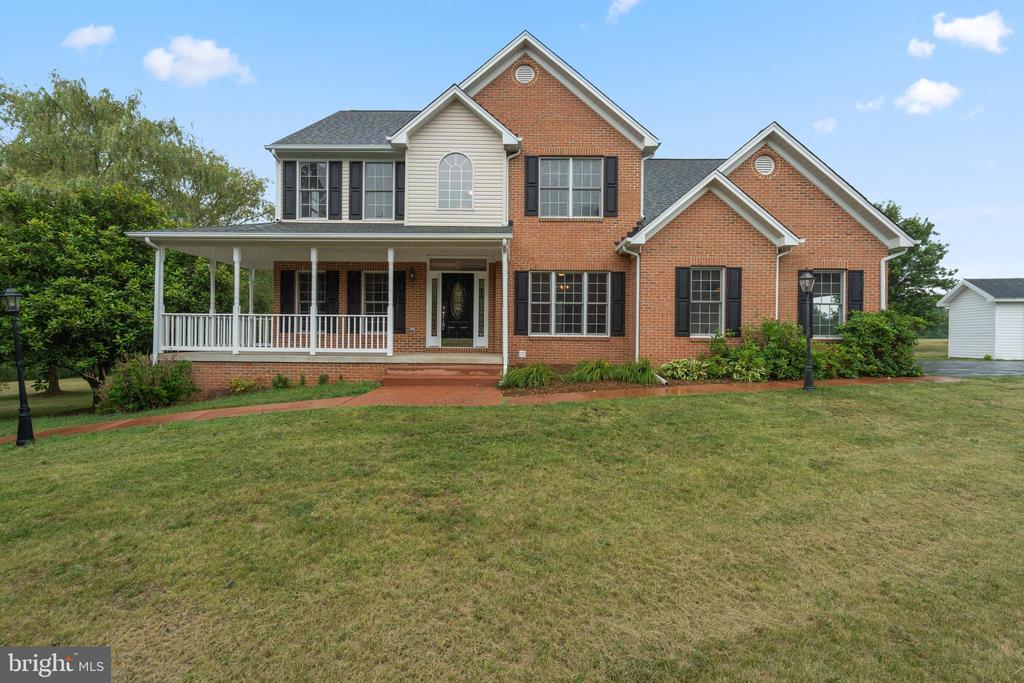 10143 HEDRICK FARM LN, MIDLAND, Virginia 22728, 4 Bedrooms Bedrooms, ,3 BathroomsBathrooms,Residential,10143 HEDRICK FARM LN,VAFQ2022732 MLS # VAFQ2022732 10143 HEDRICK FARM LN, MIDLAND, Virginia 22728, 4 Bedrooms Bedrooms, ,3 BathroomsBathrooms,Residential,10143 HEDRICK FARM LN,VAFQ2022732 MLS # VAFQ2022732