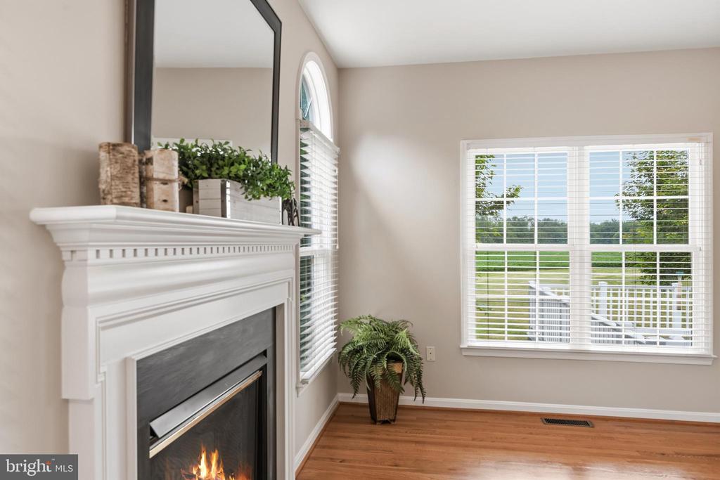 10143 HEDRICK FARM LN, MIDLAND, Virginia 22728, 4 Bedrooms Bedrooms, ,3 BathroomsBathrooms,Residential,10143 HEDRICK FARM LN,VAFQ2022732 MLS # VAFQ2022732 10143 HEDRICK FARM LN, MIDLAND, Virginia 22728, 4 Bedrooms Bedrooms, ,3 BathroomsBathrooms,Residential,10143 HEDRICK FARM LN,VAFQ2022732 MLS # VAFQ2022732