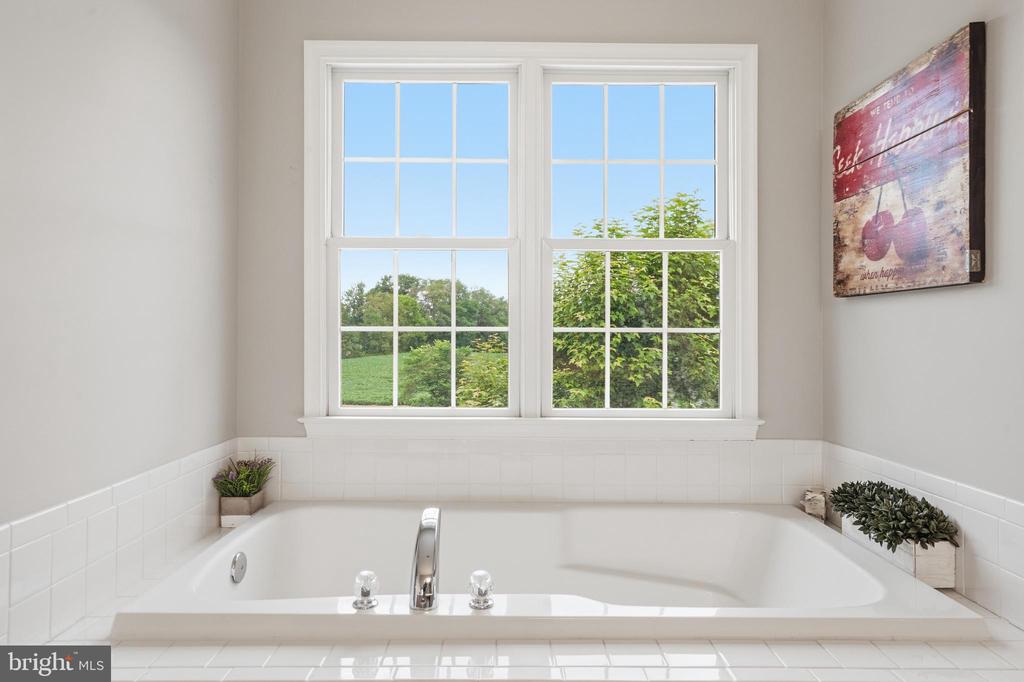 10143 HEDRICK FARM LN, MIDLAND, Virginia 22728, 4 Bedrooms Bedrooms, ,3 BathroomsBathrooms,Residential,10143 HEDRICK FARM LN,VAFQ2022732 MLS # VAFQ2022732 10143 HEDRICK FARM LN, MIDLAND, Virginia 22728, 4 Bedrooms Bedrooms, ,3 BathroomsBathrooms,Residential,10143 HEDRICK FARM LN,VAFQ2022732 MLS # VAFQ2022732