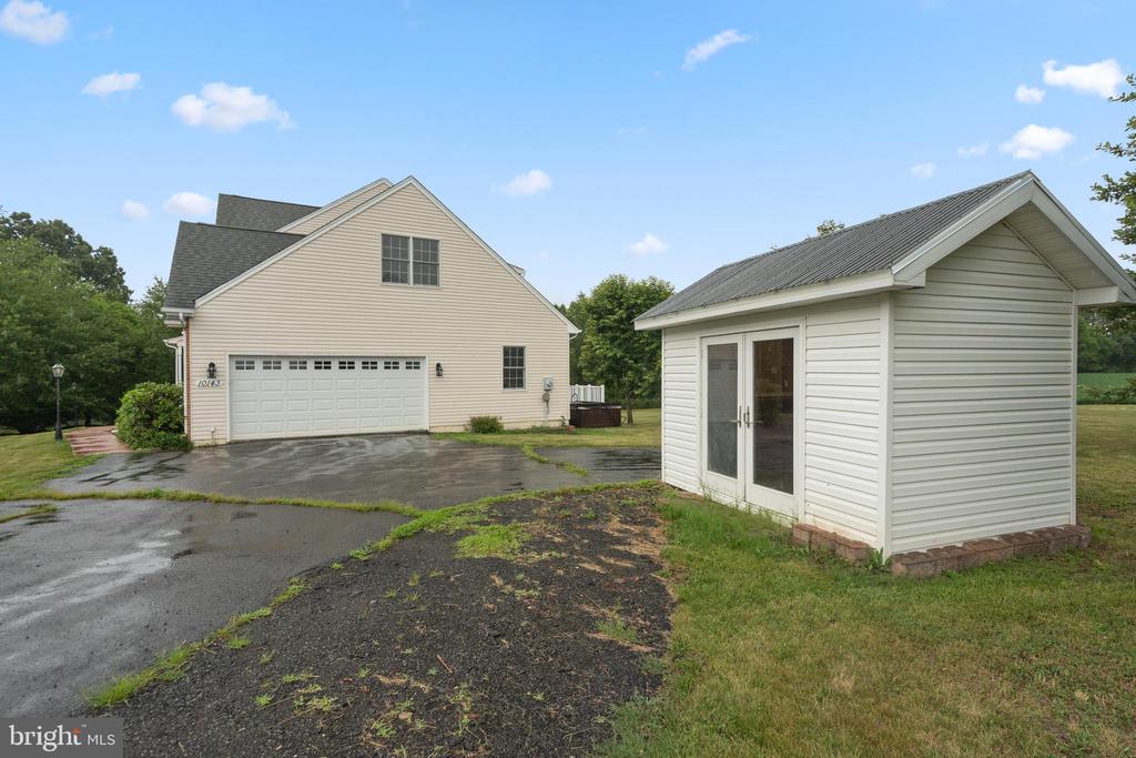 10143 HEDRICK FARM LN, MIDLAND, Virginia 22728, 4 Bedrooms Bedrooms, ,3 BathroomsBathrooms,Residential,10143 HEDRICK FARM LN,VAFQ2022732 MLS # VAFQ2022732 10143 HEDRICK FARM LN, MIDLAND, Virginia 22728, 4 Bedrooms Bedrooms, ,3 BathroomsBathrooms,Residential,10143 HEDRICK FARM LN,VAFQ2022732 MLS # VAFQ2022732