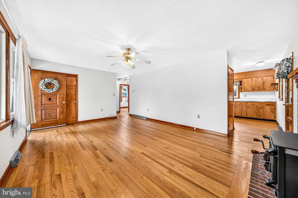 201 FIRST ST, LURAY, Virginia 22835, 2 Bedrooms Bedrooms, ,2 BathroomsBathrooms,Residential,201 FIRST ST,VAPA2006650 MLS # VAPA2006650