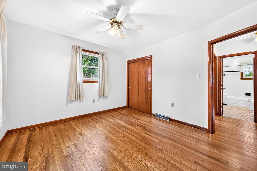 201 FIRST ST, LURAY, Virginia 22835, 2 Bedrooms Bedrooms, ,2 BathroomsBathrooms,Residential,201 FIRST ST,VAPA2006650 MLS # VAPA2006650