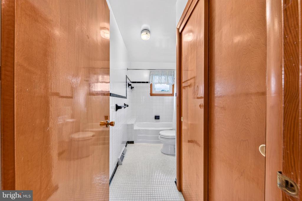 201 FIRST ST, LURAY, Virginia 22835, 2 Bedrooms Bedrooms, ,2 BathroomsBathrooms,Residential,201 FIRST ST,VAPA2006650 MLS # VAPA2006650
