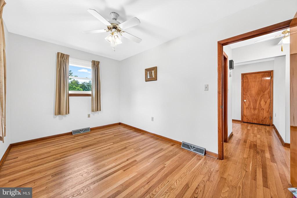201 FIRST ST, LURAY, Virginia 22835, 2 Bedrooms Bedrooms, ,2 BathroomsBathrooms,Residential,201 FIRST ST,VAPA2006650 MLS # VAPA2006650