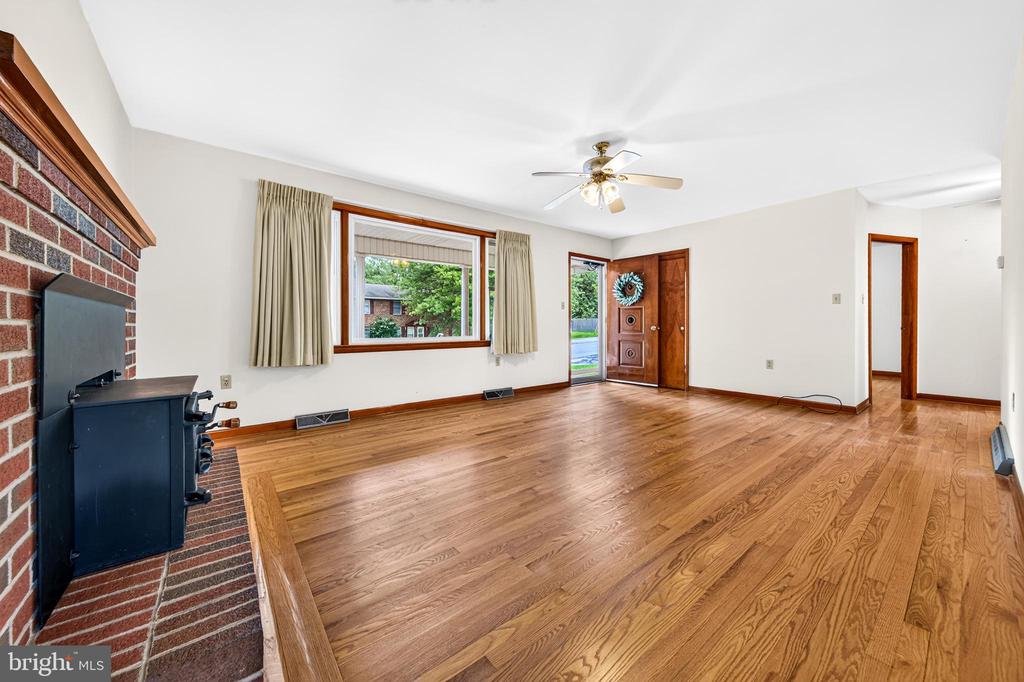 201 FIRST ST, LURAY, Virginia 22835, 2 Bedrooms Bedrooms, ,2 BathroomsBathrooms,Residential,201 FIRST ST,VAPA2006650 MLS # VAPA2006650