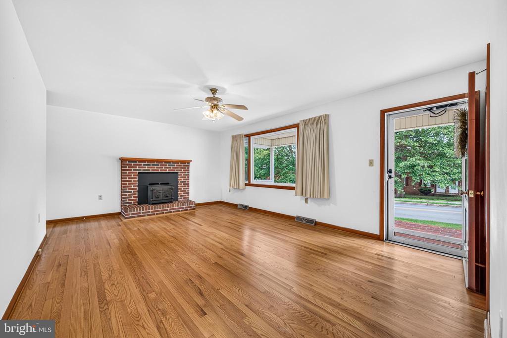 201 FIRST ST, LURAY, Virginia 22835, 2 Bedrooms Bedrooms, ,2 BathroomsBathrooms,Residential,201 FIRST ST,VAPA2006650 MLS # VAPA2006650