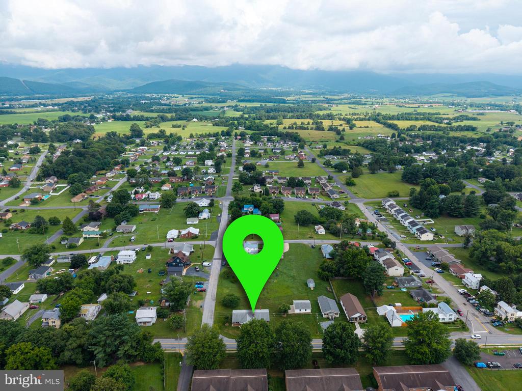 201 FIRST ST, LURAY, Virginia 22835, 2 Bedrooms Bedrooms, ,2 BathroomsBathrooms,Residential,201 FIRST ST,VAPA2006650 MLS # VAPA2006650