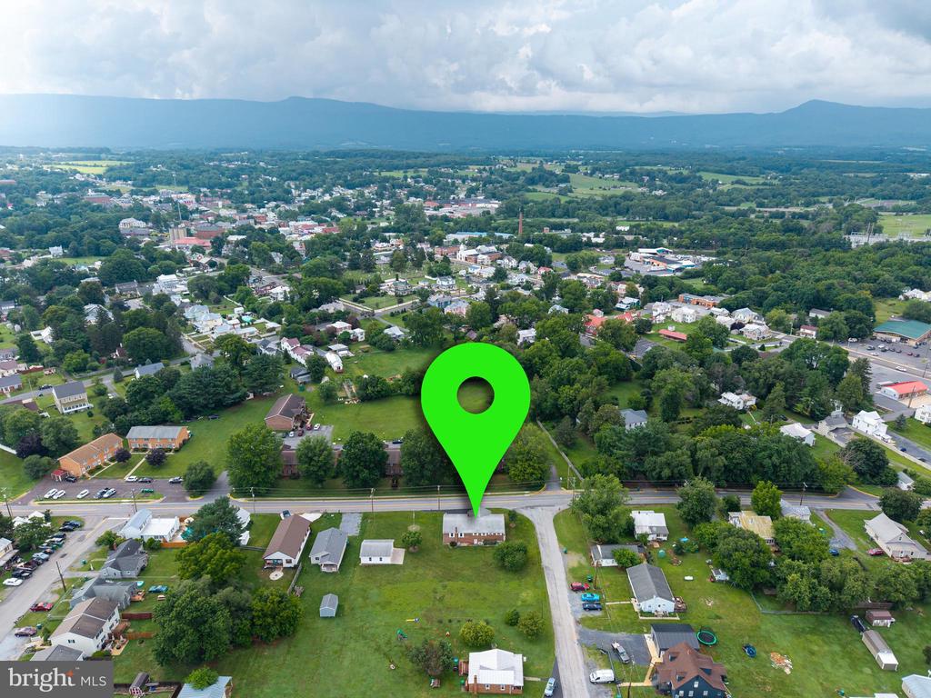 201 FIRST ST, LURAY, Virginia 22835, 2 Bedrooms Bedrooms, ,2 BathroomsBathrooms,Residential,201 FIRST ST,VAPA2006650 MLS # VAPA2006650
