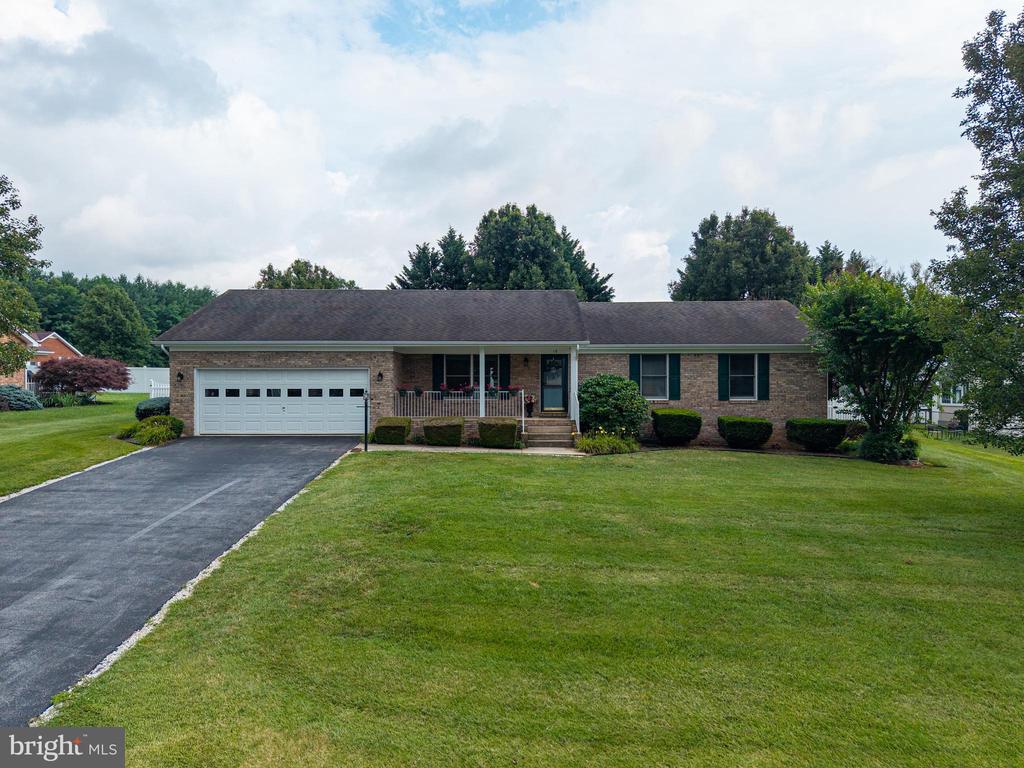 18 MEADOW LN, LURAY, Virginia 22835, 3 Bedrooms Bedrooms, ,2 BathroomsBathrooms,Residential,18 MEADOW LN,VAPA2006658 MLS # VAPA2006658 18 MEADOW LN, LURAY, Virginia 22835, 3 Bedrooms Bedrooms, ,2 BathroomsBathrooms,Residential,18 MEADOW LN,VAPA2006658 MLS # VAPA2006658
