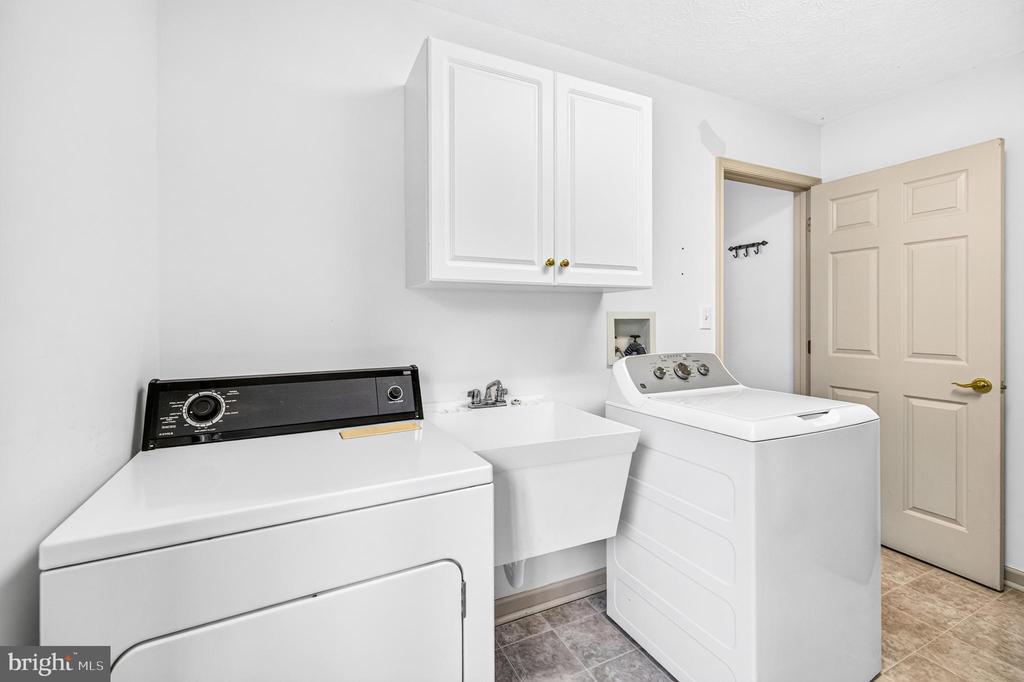 18 MEADOW LN, LURAY, Virginia 22835, 3 Bedrooms Bedrooms, ,2 BathroomsBathrooms,Residential,18 MEADOW LN,VAPA2006658 MLS # VAPA2006658 18 MEADOW LN, LURAY, Virginia 22835, 3 Bedrooms Bedrooms, ,2 BathroomsBathrooms,Residential,18 MEADOW LN,VAPA2006658 MLS # VAPA2006658