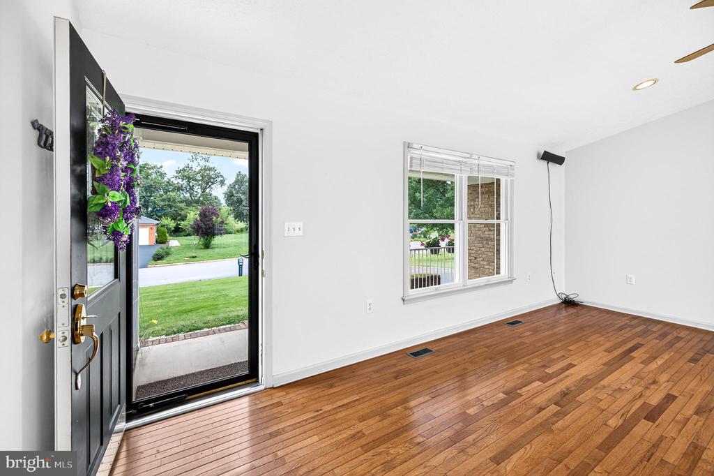 18 MEADOW LN, LURAY, Virginia 22835, 3 Bedrooms Bedrooms, ,2 BathroomsBathrooms,Residential,18 MEADOW LN,VAPA2006658 MLS # VAPA2006658 18 MEADOW LN, LURAY, Virginia 22835, 3 Bedrooms Bedrooms, ,2 BathroomsBathrooms,Residential,18 MEADOW LN,VAPA2006658 MLS # VAPA2006658