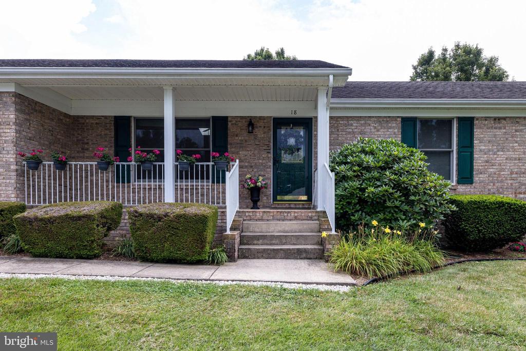 18 MEADOW LN, LURAY, Virginia 22835, 3 Bedrooms Bedrooms, ,2 BathroomsBathrooms,Residential,18 MEADOW LN,VAPA2006658 MLS # VAPA2006658 18 MEADOW LN, LURAY, Virginia 22835, 3 Bedrooms Bedrooms, ,2 BathroomsBathrooms,Residential,18 MEADOW LN,VAPA2006658 MLS # VAPA2006658