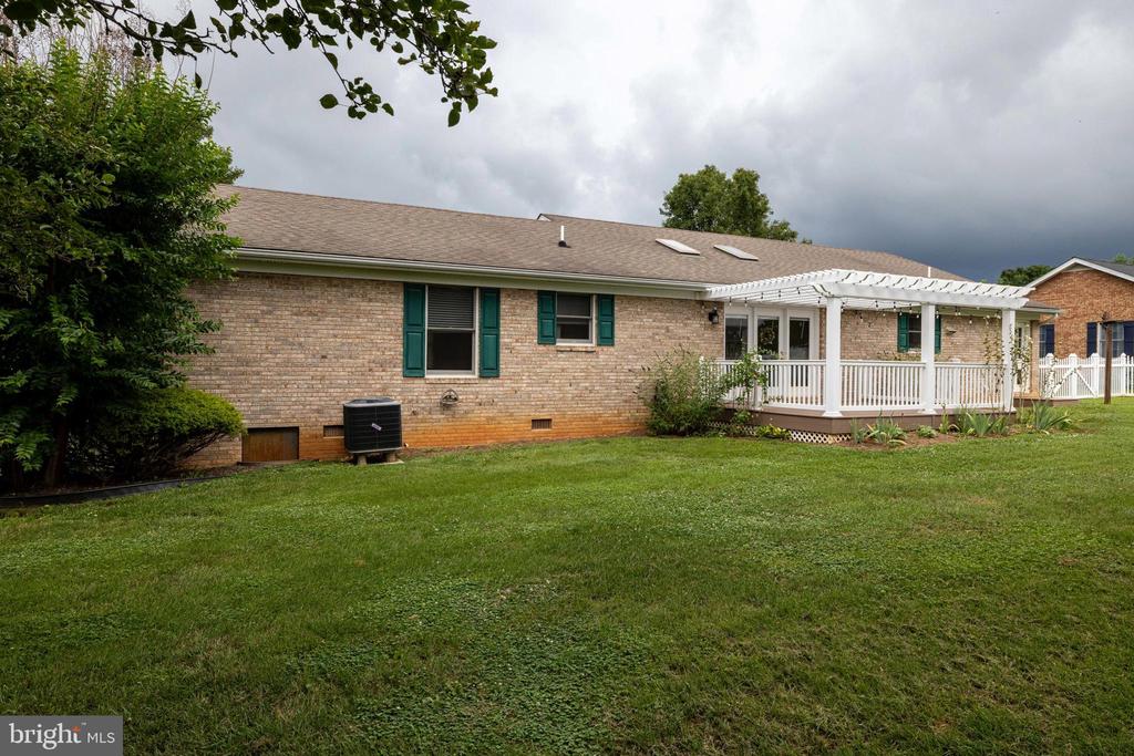 18 MEADOW LN, LURAY, Virginia 22835, 3 Bedrooms Bedrooms, ,2 BathroomsBathrooms,Residential,18 MEADOW LN,VAPA2006658 MLS # VAPA2006658 18 MEADOW LN, LURAY, Virginia 22835, 3 Bedrooms Bedrooms, ,2 BathroomsBathrooms,Residential,18 MEADOW LN,VAPA2006658 MLS # VAPA2006658