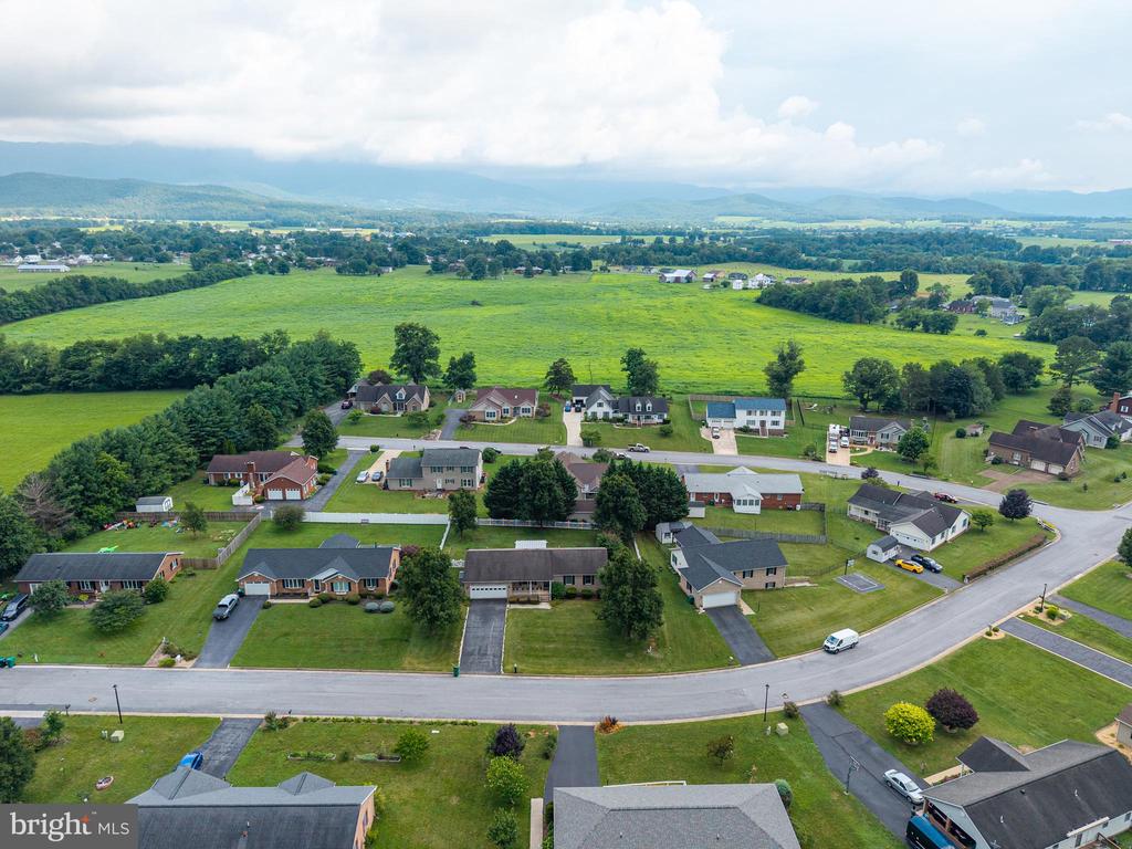 18 MEADOW LN, LURAY, Virginia 22835, 3 Bedrooms Bedrooms, ,2 BathroomsBathrooms,Residential,18 MEADOW LN,VAPA2006658 MLS # VAPA2006658 18 MEADOW LN, LURAY, Virginia 22835, 3 Bedrooms Bedrooms, ,2 BathroomsBathrooms,Residential,18 MEADOW LN,VAPA2006658 MLS # VAPA2006658