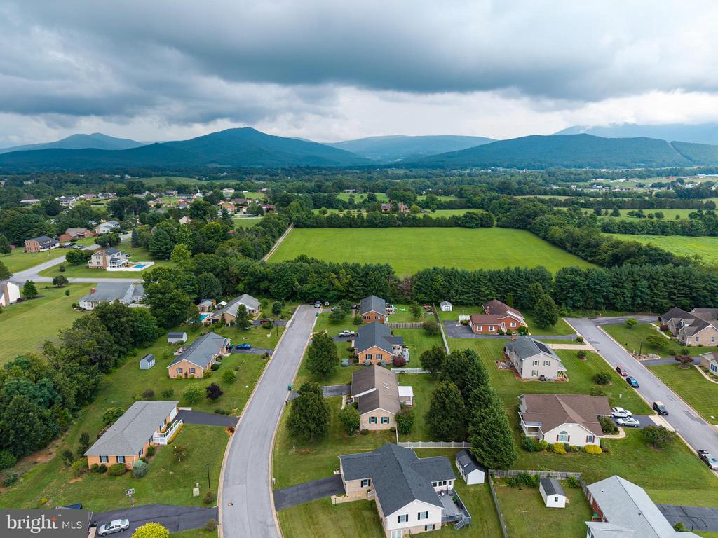 18 MEADOW LN, LURAY, Virginia 22835, 3 Bedrooms Bedrooms, ,2 BathroomsBathrooms,Residential,18 MEADOW LN,VAPA2006658 MLS # VAPA2006658 18 MEADOW LN, LURAY, Virginia 22835, 3 Bedrooms Bedrooms, ,2 BathroomsBathrooms,Residential,18 MEADOW LN,VAPA2006658 MLS # VAPA2006658