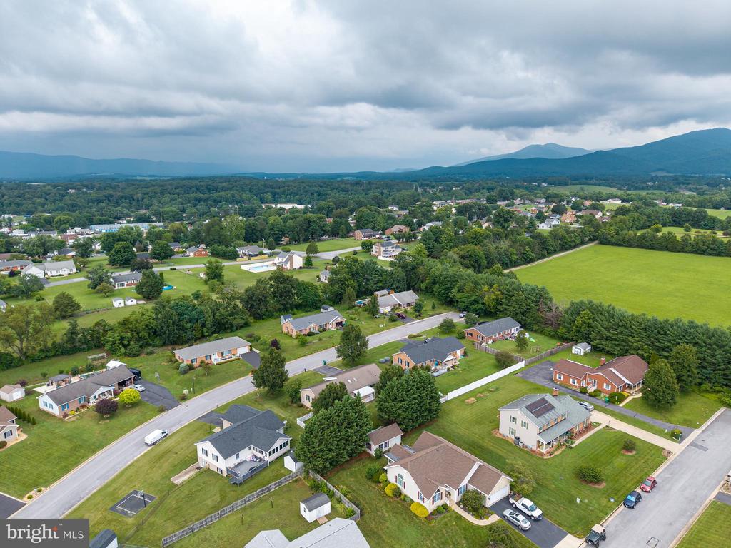 18 MEADOW LN, LURAY, Virginia 22835, 3 Bedrooms Bedrooms, ,2 BathroomsBathrooms,Residential,18 MEADOW LN,VAPA2006658 MLS # VAPA2006658 18 MEADOW LN, LURAY, Virginia 22835, 3 Bedrooms Bedrooms, ,2 BathroomsBathrooms,Residential,18 MEADOW LN,VAPA2006658 MLS # VAPA2006658