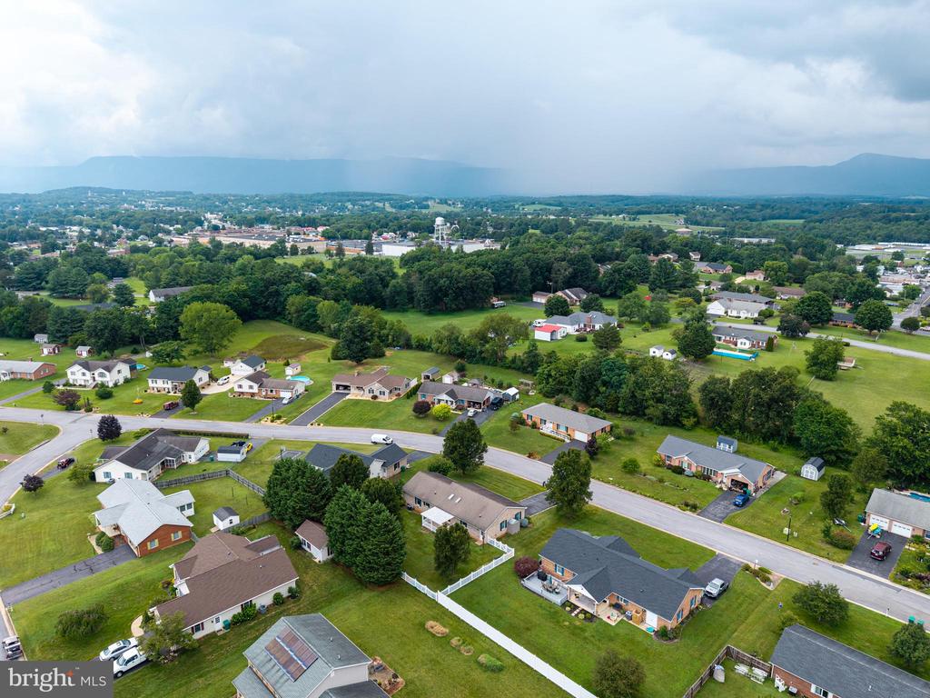 18 MEADOW LN, LURAY, Virginia 22835, 3 Bedrooms Bedrooms, ,2 BathroomsBathrooms,Residential,18 MEADOW LN,VAPA2006658 MLS # VAPA2006658 18 MEADOW LN, LURAY, Virginia 22835, 3 Bedrooms Bedrooms, ,2 BathroomsBathrooms,Residential,18 MEADOW LN,VAPA2006658 MLS # VAPA2006658