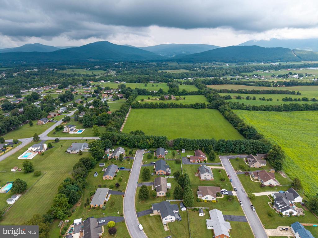 18 MEADOW LN, LURAY, Virginia 22835, 3 Bedrooms Bedrooms, ,2 BathroomsBathrooms,Residential,18 MEADOW LN,VAPA2006658 MLS # VAPA2006658 18 MEADOW LN, LURAY, Virginia 22835, 3 Bedrooms Bedrooms, ,2 BathroomsBathrooms,Residential,18 MEADOW LN,VAPA2006658 MLS # VAPA2006658