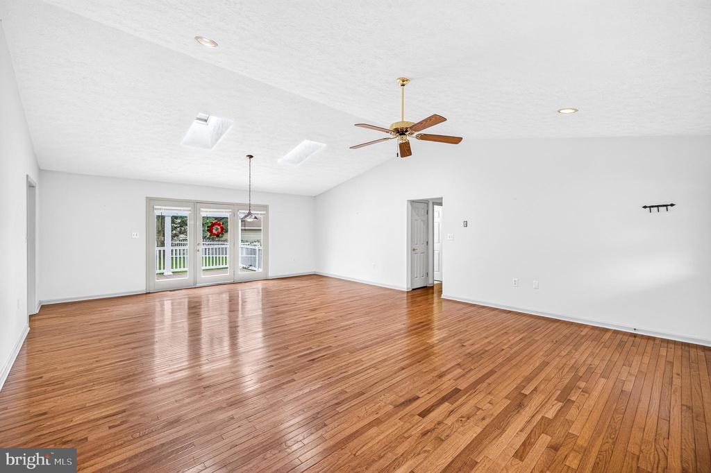 18 MEADOW LN, LURAY, Virginia 22835, 3 Bedrooms Bedrooms, ,2 BathroomsBathrooms,Residential,18 MEADOW LN,VAPA2006658 MLS # VAPA2006658 18 MEADOW LN, LURAY, Virginia 22835, 3 Bedrooms Bedrooms, ,2 BathroomsBathrooms,Residential,18 MEADOW LN,VAPA2006658 MLS # VAPA2006658