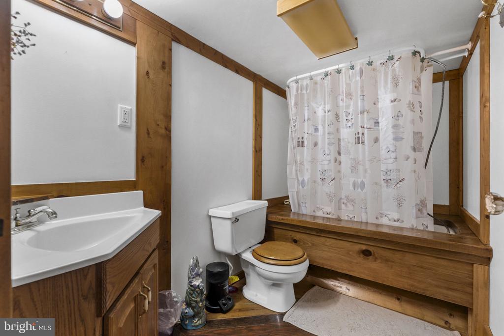 554 ARRINGTON MOUNTAIN RD, HAYWOOD, Virginia 22722, 3 Bedrooms Bedrooms, ,2 BathroomsBathrooms,Residential,554 ARRINGTON MOUNTAIN RD,VAMA2002856 MLS # VAMA2002856 554 ARRINGTON MOUNTAIN RD, HAYWOOD, Virginia 22722, 3 Bedrooms Bedrooms, ,2 BathroomsBathrooms,Residential,554 ARRINGTON MOUNTAIN RD,VAMA2002856 MLS # VAMA2002856