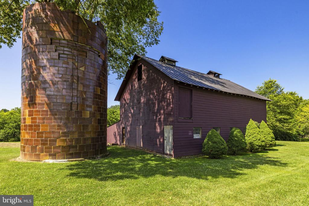 6190 GEORGETOWN RD, BROAD RUN, Virginia 20137, 3 Bedrooms Bedrooms, ,2 BathroomsBathrooms,Residential,6190 GEORGETOWN RD,VAFQ2022410 MLS # VAFQ2022410