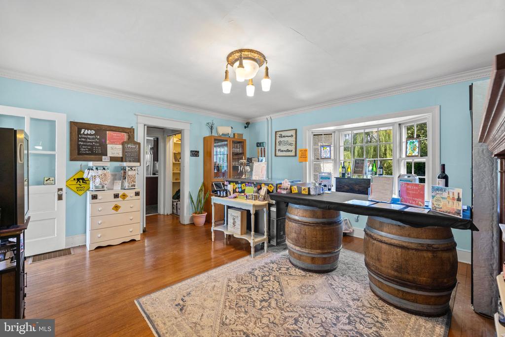 6190 GEORGETOWN RD, BROAD RUN, Virginia 20137, 3 Bedrooms Bedrooms, ,2 BathroomsBathrooms,Residential,6190 GEORGETOWN RD,VAFQ2022410 MLS # VAFQ2022410