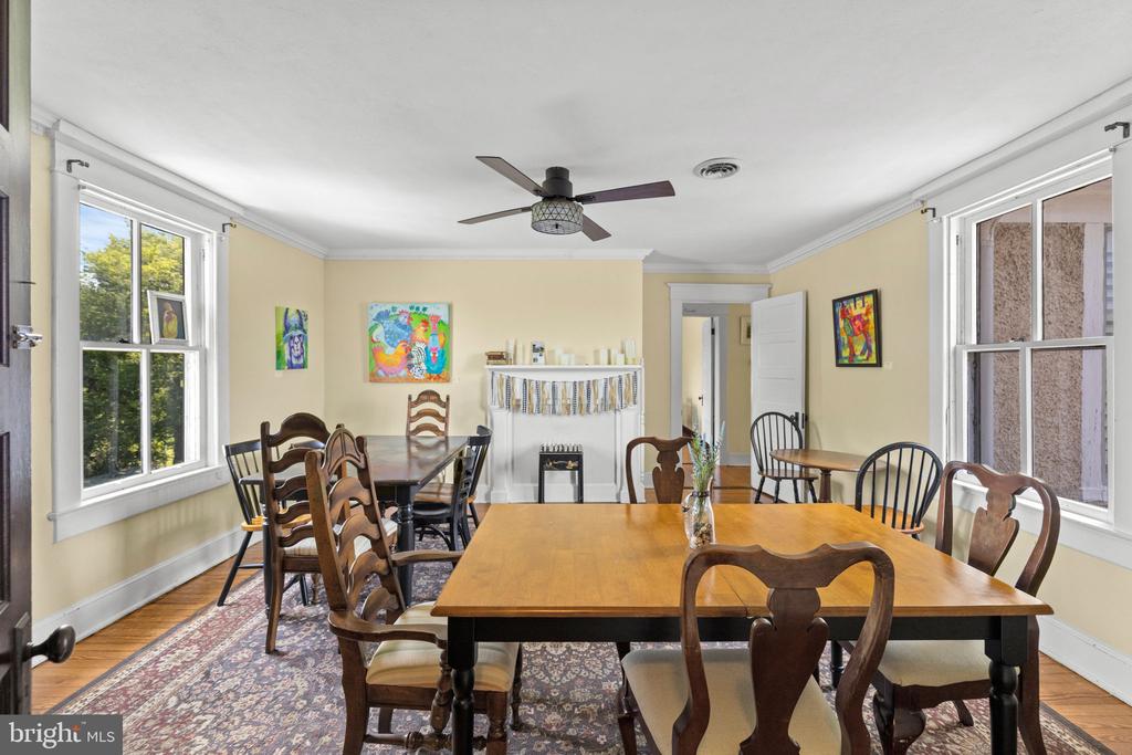 6190 GEORGETOWN RD, BROAD RUN, Virginia 20137, 3 Bedrooms Bedrooms, ,2 BathroomsBathrooms,Residential,6190 GEORGETOWN RD,VAFQ2022410 MLS # VAFQ2022410