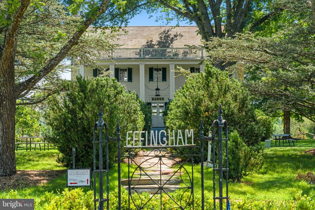 6190 GEORGETOWN RD, BROAD RUN, Virginia 20137, 3 Bedrooms Bedrooms, ,2 BathroomsBathrooms,Residential,6190 GEORGETOWN RD,VAFQ2022410 MLS # VAFQ2022410