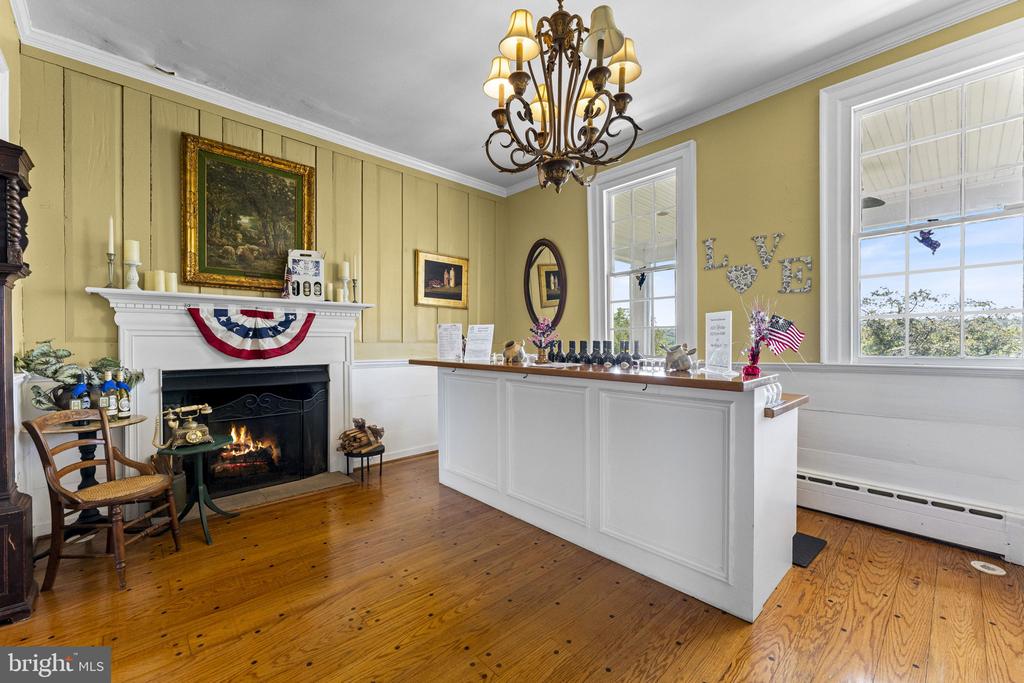 6190 GEORGETOWN RD, BROAD RUN, Virginia 20137, 3 Bedrooms Bedrooms, ,2 BathroomsBathrooms,Residential,6190 GEORGETOWN RD,VAFQ2022410 MLS # VAFQ2022410