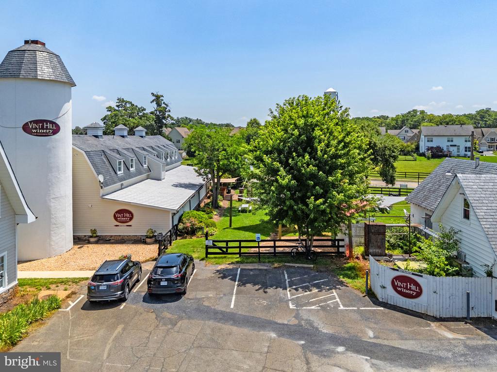 6190 GEORGETOWN RD, BROAD RUN, Virginia 20137, 3 Bedrooms Bedrooms, ,2 BathroomsBathrooms,Residential,6190 GEORGETOWN RD,VAFQ2022410 MLS # VAFQ2022410