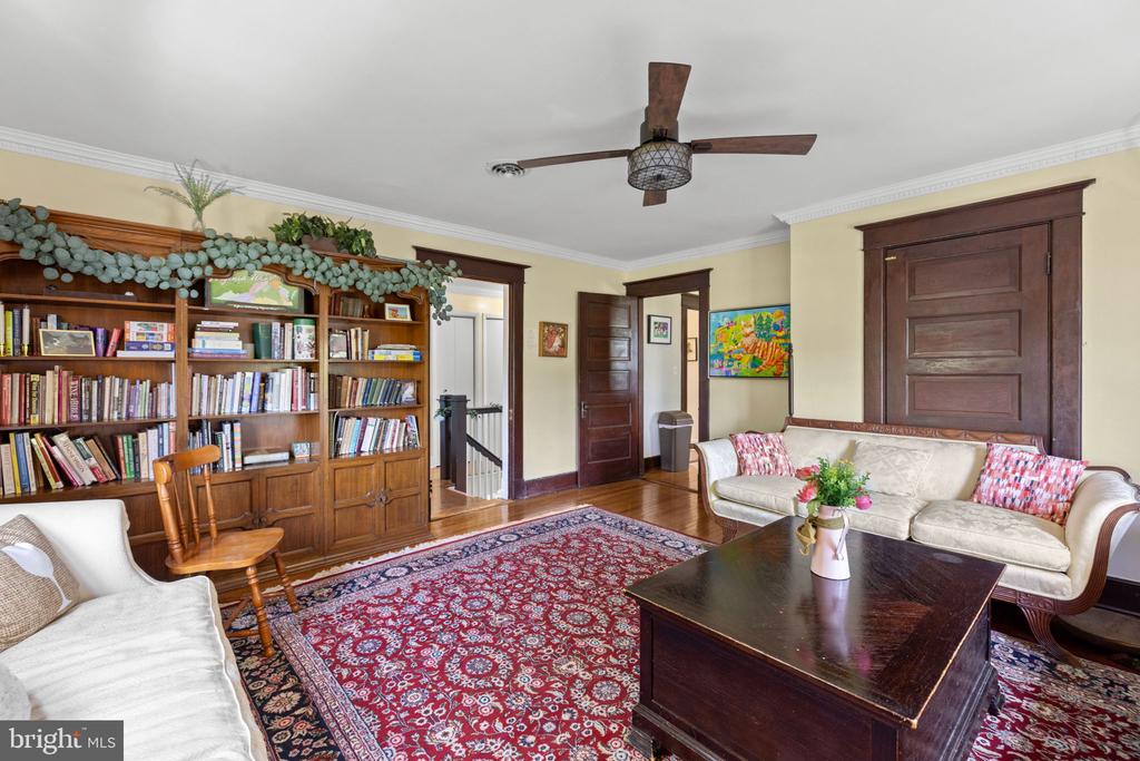 6190 GEORGETOWN RD, BROAD RUN, Virginia 20137, 3 Bedrooms Bedrooms, ,2 BathroomsBathrooms,Residential,6190 GEORGETOWN RD,VAFQ2022410 MLS # VAFQ2022410