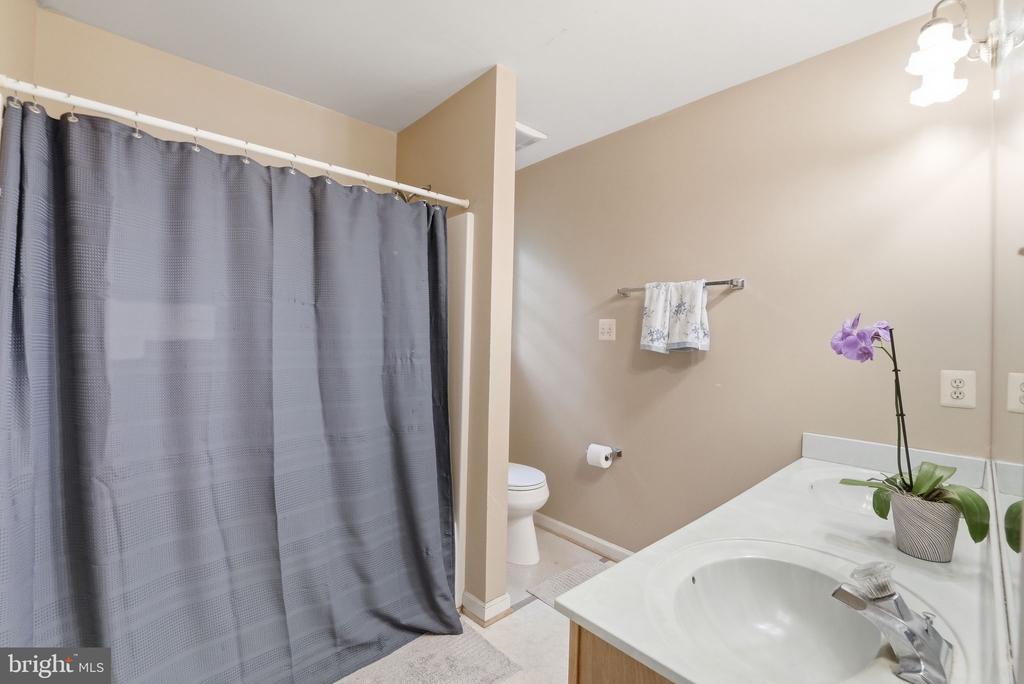 9088 WOODBROOK LN, CULPEPER, Virginia 22701, 4 Bedrooms Bedrooms, ,3 BathroomsBathrooms,Residential,9088 WOODBROOK LN,VACU2014404 MLS # VACU2014404 9088 WOODBROOK LN, CULPEPER, Virginia 22701, 4 Bedrooms Bedrooms, ,3 BathroomsBathrooms,Residential,9088 WOODBROOK LN,VACU2014404 MLS # VACU2014404