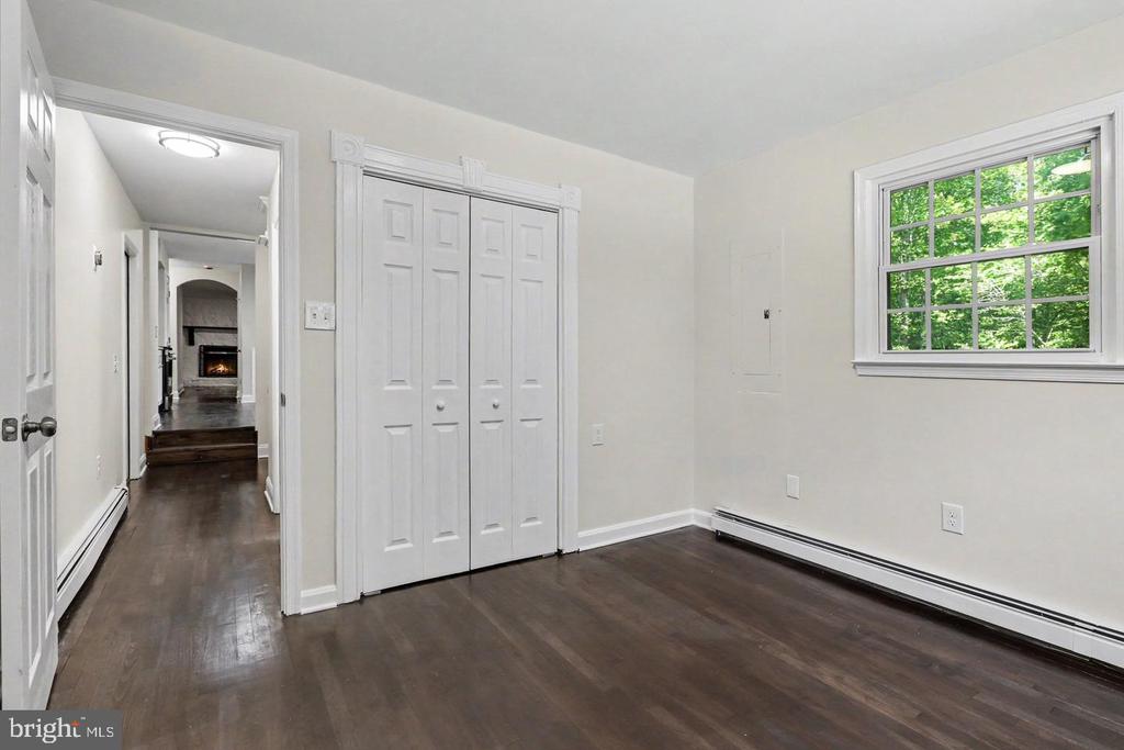 9825 VALLEY PO RD, SPOTSYLVANIA, Virginia 22551, 5 Bedrooms Bedrooms, ,3 BathroomsBathrooms,Residential,9825 VALLEY PO RD,VASP2043740 MLS # VASP2043740