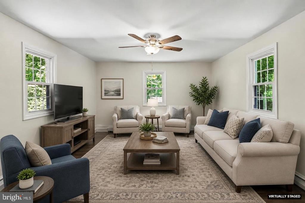 9825 VALLEY PO RD, SPOTSYLVANIA, Virginia 22551, 5 Bedrooms Bedrooms, ,3 BathroomsBathrooms,Residential,9825 VALLEY PO RD,VASP2043740 MLS # VASP2043740