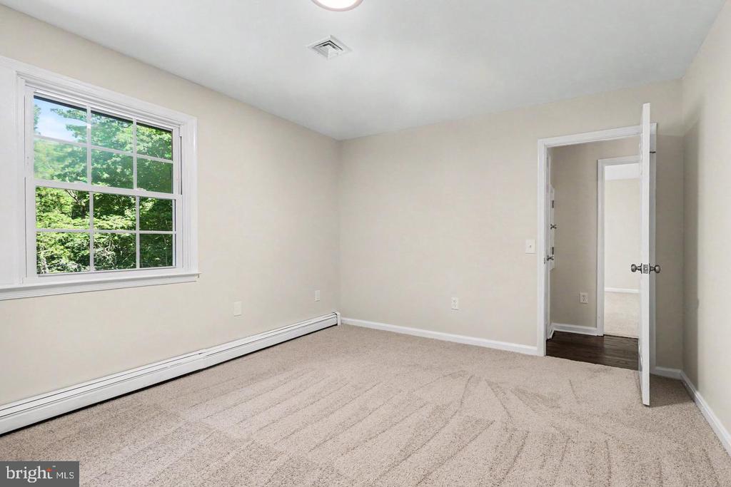 9825 VALLEY PO RD, SPOTSYLVANIA, Virginia 22551, 5 Bedrooms Bedrooms, ,3 BathroomsBathrooms,Residential,9825 VALLEY PO RD,VASP2043740 MLS # VASP2043740