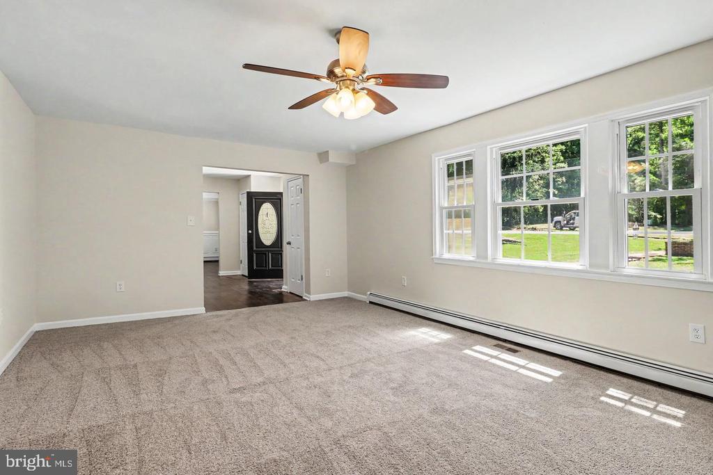 9825 VALLEY PO RD, SPOTSYLVANIA, Virginia 22551, 5 Bedrooms Bedrooms, ,3 BathroomsBathrooms,Residential,9825 VALLEY PO RD,VASP2043740 MLS # VASP2043740