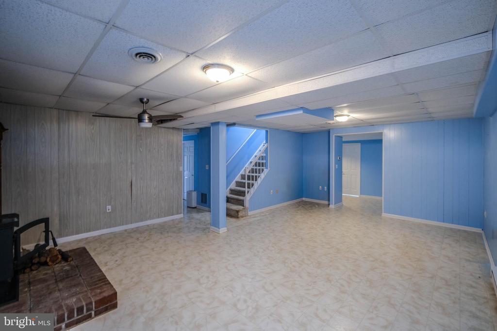 217 SILVER BELL LN, LURAY, Virginia 22835, 6 Bedrooms Bedrooms, ,3 BathroomsBathrooms,Residential,217 SILVER BELL LN,VAPA2006610 MLS # VAPA2006610 217 SILVER BELL LN, LURAY, Virginia 22835, 6 Bedrooms Bedrooms, ,3 BathroomsBathrooms,Residential,217 SILVER BELL LN,VAPA2006610 MLS # VAPA2006610