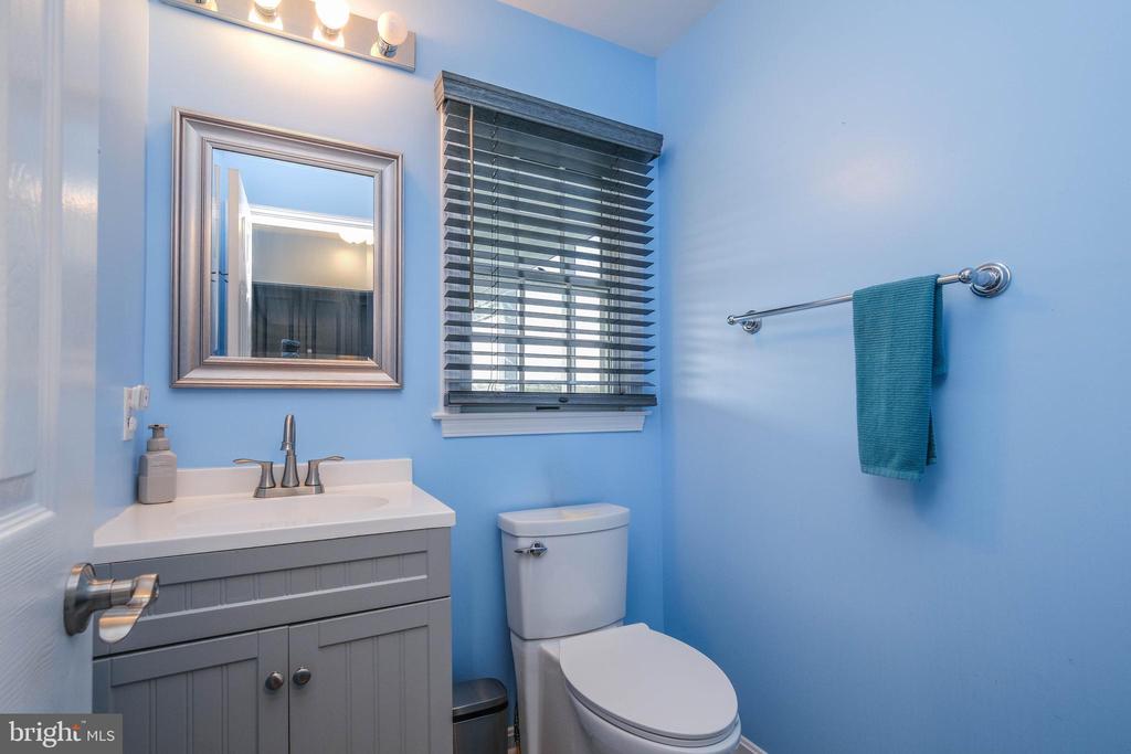 217 SILVER BELL LN, LURAY, Virginia 22835, 6 Bedrooms Bedrooms, ,3 BathroomsBathrooms,Residential,217 SILVER BELL LN,VAPA2006610 MLS # VAPA2006610 217 SILVER BELL LN, LURAY, Virginia 22835, 6 Bedrooms Bedrooms, ,3 BathroomsBathrooms,Residential,217 SILVER BELL LN,VAPA2006610 MLS # VAPA2006610