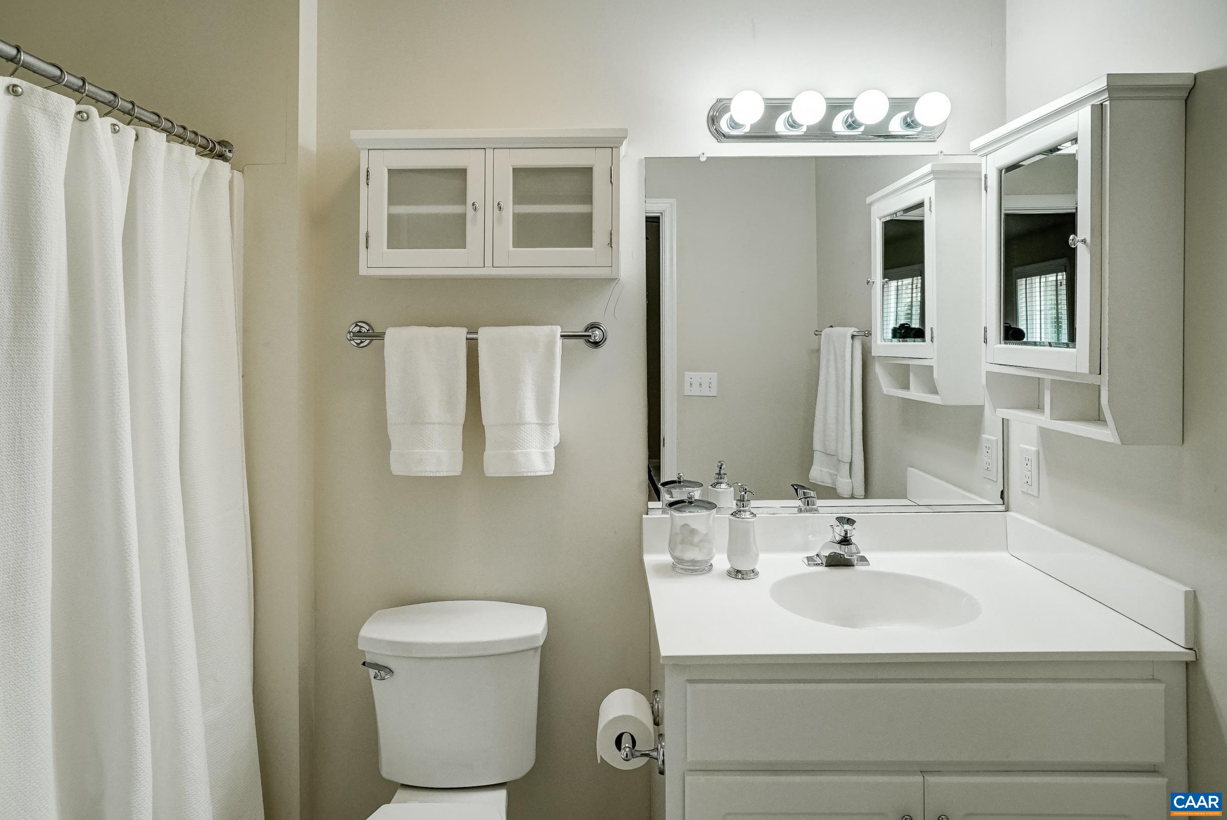 Primary bath 2 Primary bath 2